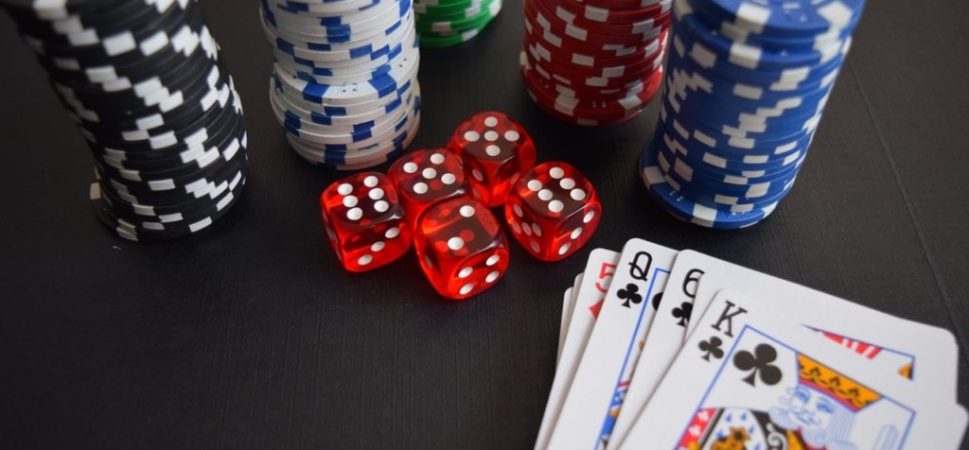 Online Casinos: Why They Are A Good Way To Make Money