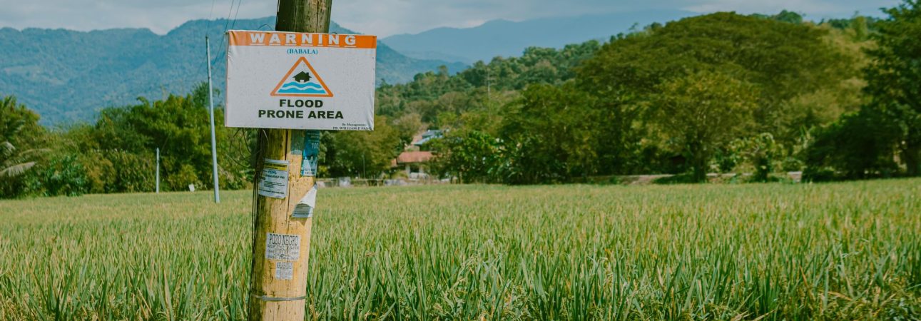 Nepal disaster warning signs